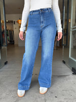 Load image into Gallery viewer, MADELEINE JEAN - MID DENIM