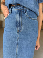 Load image into Gallery viewer, ALDEN DENIM MAXI SKIRT BLUE