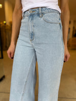 Load image into Gallery viewer, 94 SUPER WIDE KENDALL JEAN