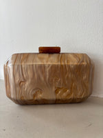 Load image into Gallery viewer, JULIANA CLUTCH CARAMEL