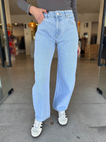 Load image into Gallery viewer, 95 BARREL JEAN KENDALL