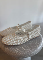 Load image into Gallery viewer, GITTA FLAT - WHITE