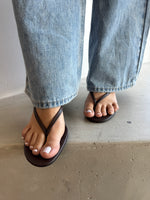 Load image into Gallery viewer, NOVAE HEEL - CHOCOLATE