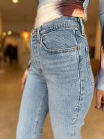 Load image into Gallery viewer, 501 JEAN FOR WOMEN - HOLLOW DAYS