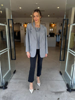 Load image into Gallery viewer, EVIE BLAZER
