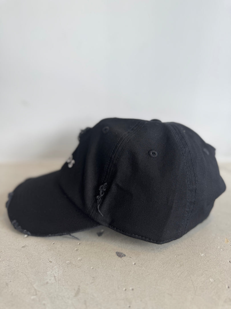 WOODS DISTRESSED CAP