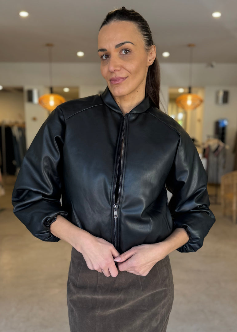 CECI BOMBER JACKET BLACK