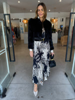 Load image into Gallery viewer, LOLA CROP FUR JACKET - BLACK
