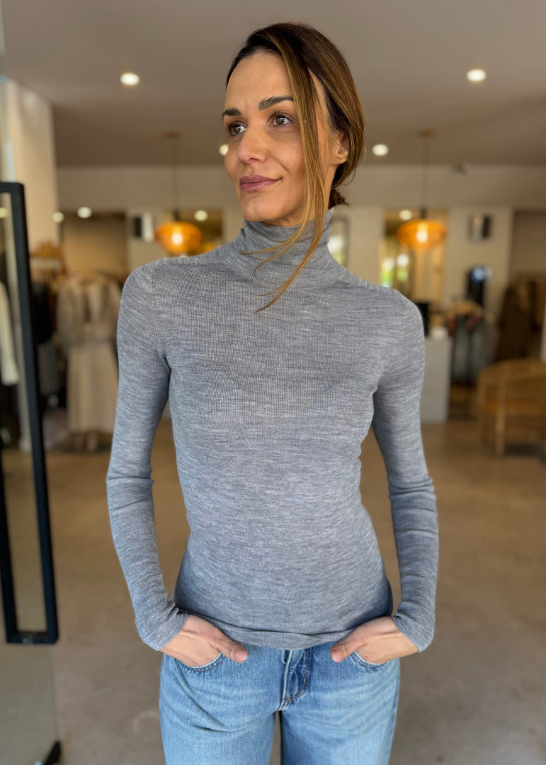 ISLA TOP - GREY