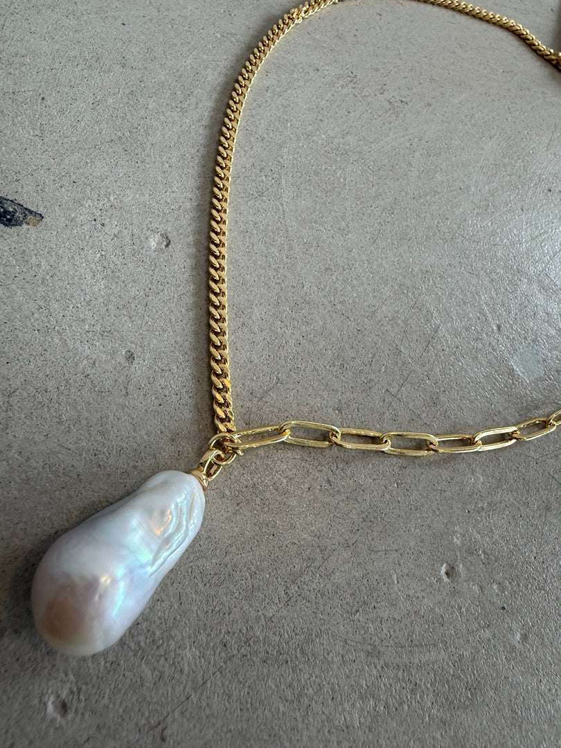 MARINA NECKLACE