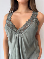 Load image into Gallery viewer, LACE CAMI * KAKY

