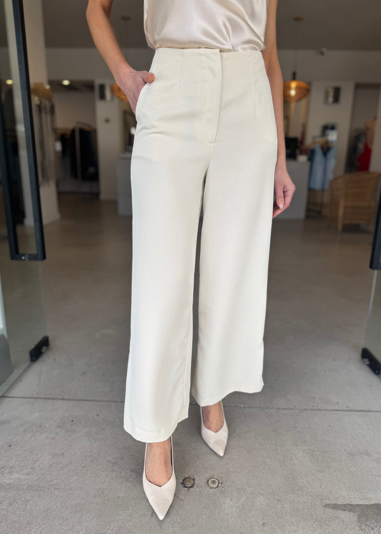 VOYAGE PANT - CREAM