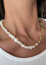 Load image into Gallery viewer, APELLA NECKLACE

