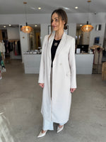 Load image into Gallery viewer, JULES LONGLINE BLAZER - OFF WHITE
