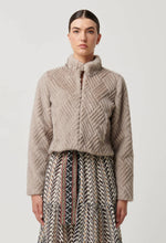 Load image into Gallery viewer, CLOVER FAUX FUR JACKET
