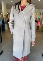 Load image into Gallery viewer, SUTTON WOOL BLEND COAT
