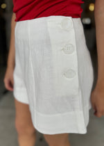 Load image into Gallery viewer, WELLINGTON SHORT IVORY
