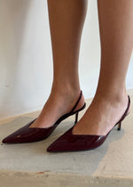 Load image into Gallery viewer, YOKO SLINGBACK HEEL WINE
