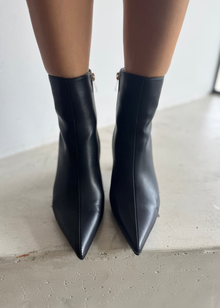 NICOLETTA BOOT - BLACK