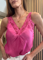 Load image into Gallery viewer, LACE CAMI - FUCSHIA
