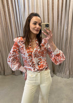 Load image into Gallery viewer, PAULA BLOUSE - RUST