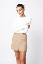 Load image into Gallery viewer, BROOKLYN TOP - WHITE
