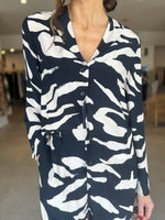 Load image into Gallery viewer, SOIREE SHIRT
