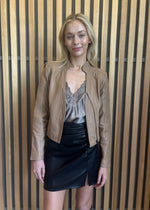 Load image into Gallery viewer, BLAIRE LEATHER JACKET - WHEAT
