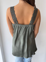 Load image into Gallery viewer, LACE CAMI * KAKY
