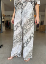 Load image into Gallery viewer, EMMY PANT
