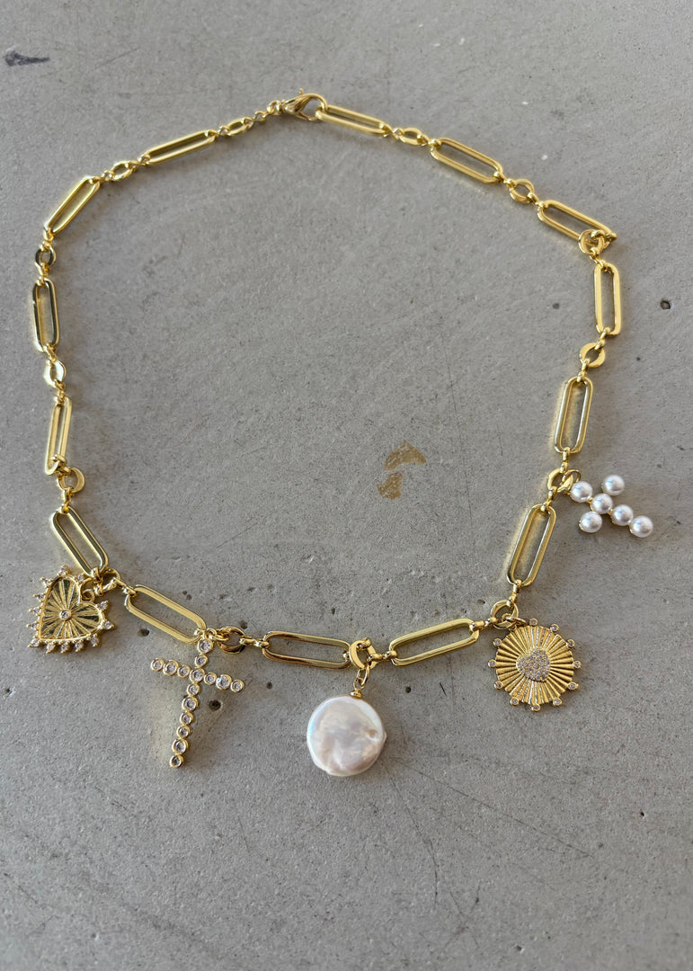 CHARIS NECKLACE