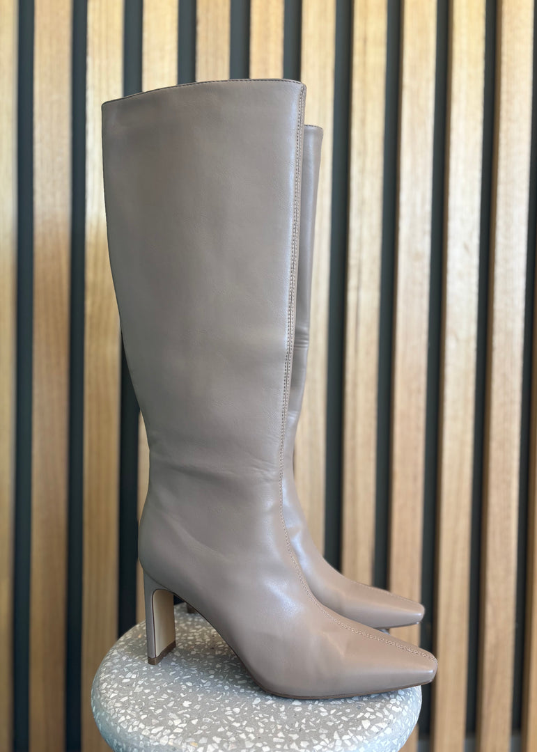 YOSHIKO BOOT - TRUFFLE