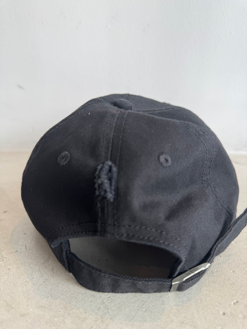 WOODS DISTRESSED CAP