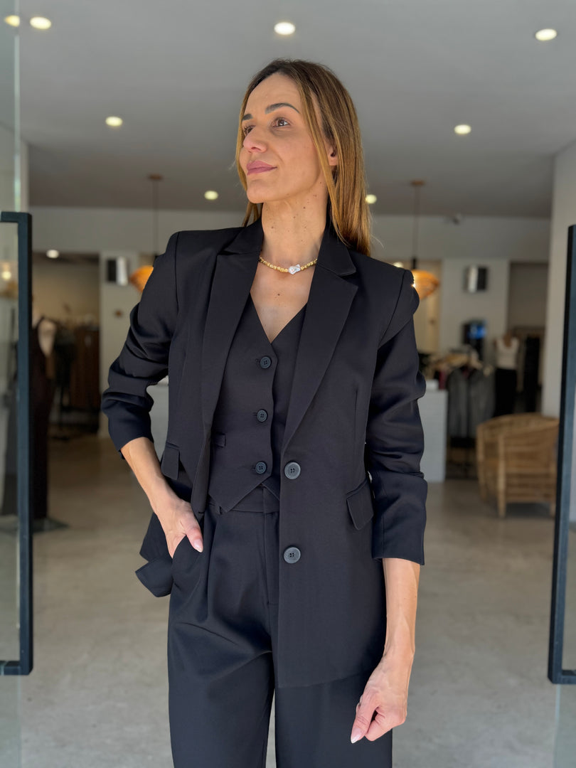 BETTINA BUTTON VEST BLACK