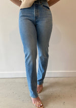 Load image into Gallery viewer, 501 JEAN FOR WOMEN - ERIN CAN&#39;T WAIT

