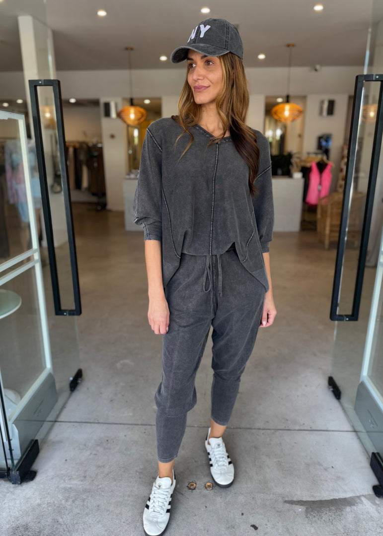 CHILL TOP - BLACK WASH