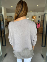 Load image into Gallery viewer, MEDIATE KNIT - NATURAL
