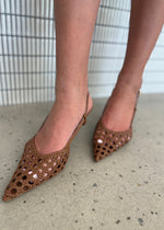 Load image into Gallery viewer, LUMMI HEEL - CARAMEL
