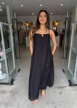 Load image into Gallery viewer, AXEL MAXI DRESS
