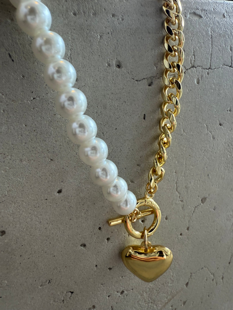 ZEA NECKLACE