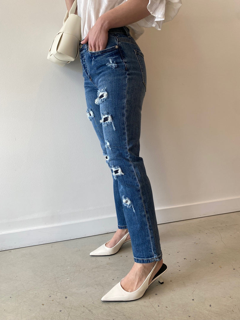 JOAN DISTRESSED JEAN