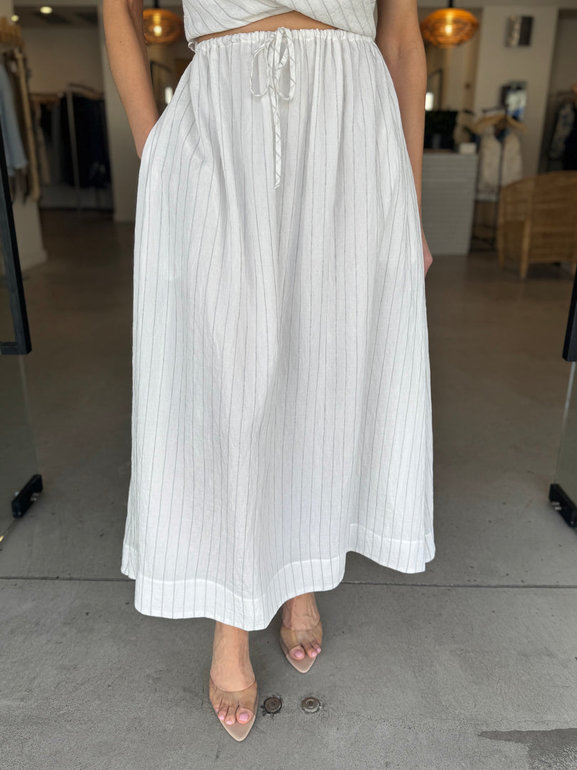 SASKI MAXI SKIRT - WHITE