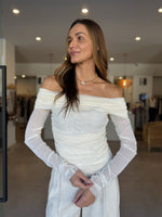 Load image into Gallery viewer, MIRA LS OFF SHOULDER TOP IVORY
