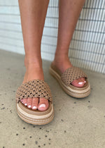 Load image into Gallery viewer, AVALINE SANDAL - CASHEW
