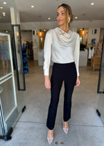 Load image into Gallery viewer, SATELITE BLOUSE - CREAM
