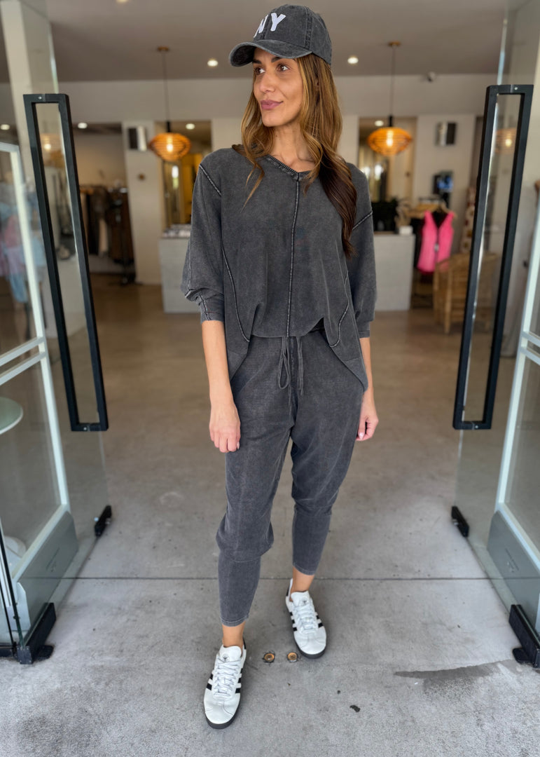 CHILL TOP - BLACK WASH