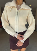 Load image into Gallery viewer, RUBY WOOL KNIT CARDI
