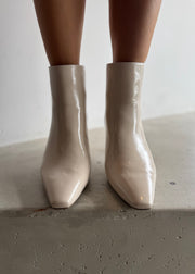 SCOTTY BOOT - CHALK CRINKLE