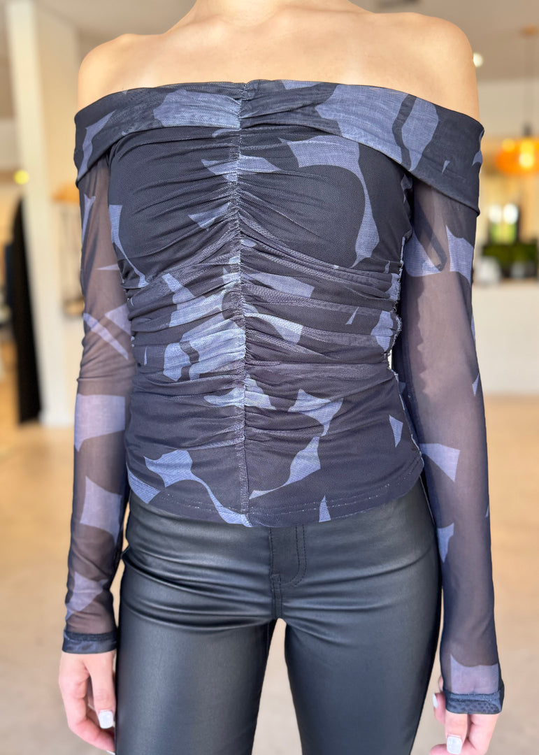 AURA MESH OFF SHOULDER TOP