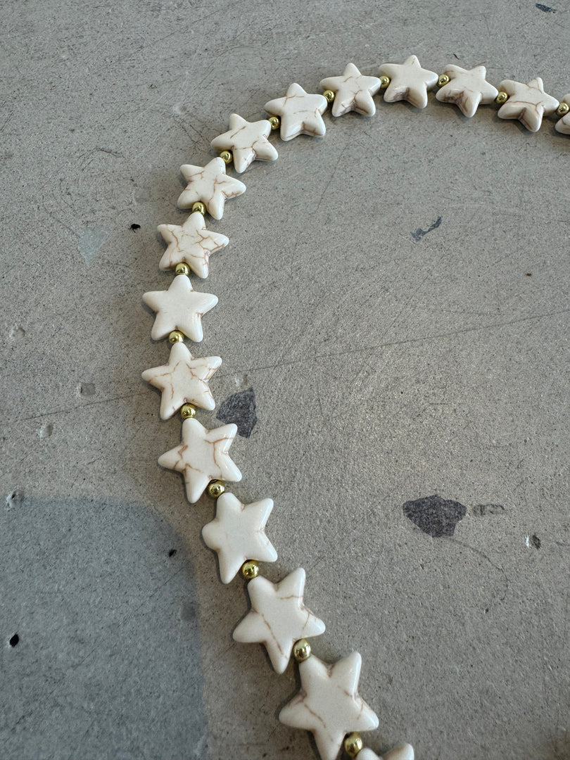 ALL IN STARS NECKLACE